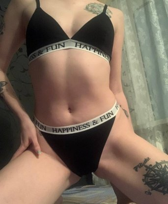 Милая и страстная девушка готова подарить незабываемый опыт в области секса. Приезжай ко мне и окунемся в мир наслаждений вдвоем! 10180, 24 года