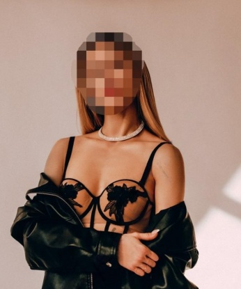 Живу в Москве, и готова подарить тебе незабываемые моменты нашей встречи. У меня обширный арсенал услуг, которые позволят нам окунуться в мир страсти и наслаждения. Я гарантирую дискретность, полный комфорт и удовлетворение твоих желаний. У меня множество положительных отзывов и фото, которые подтверждают мою красоту и профессионализм. Доверься мне, и я сделаю все возможное, чтобы ты получил самое яркое и запоминающееся свидание. 😉 7974, 25 лет